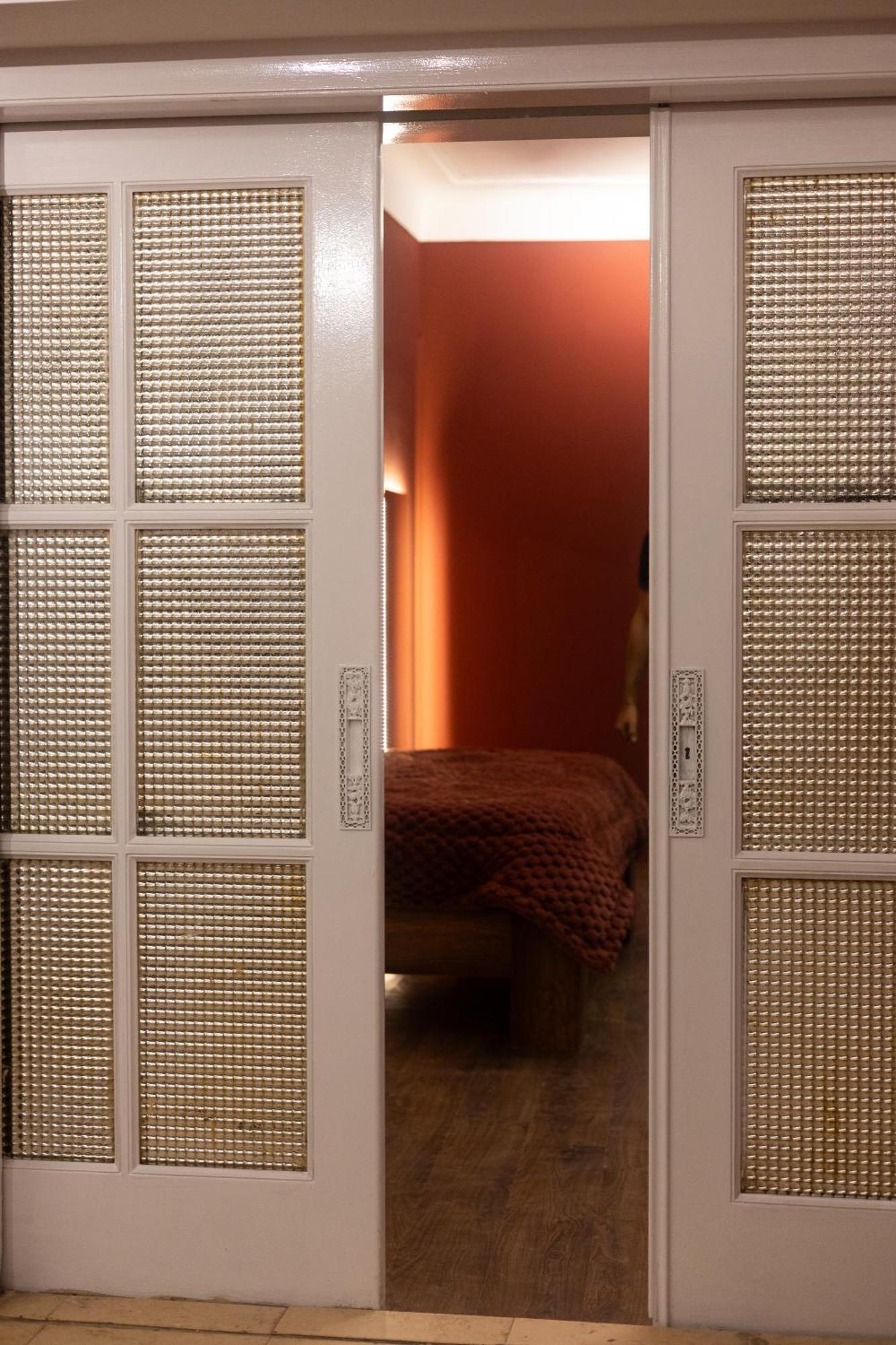 A Spacious 1 Bedroom In Garden *